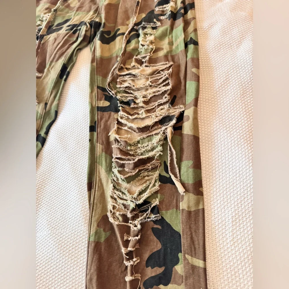 N/A stylish camouflage